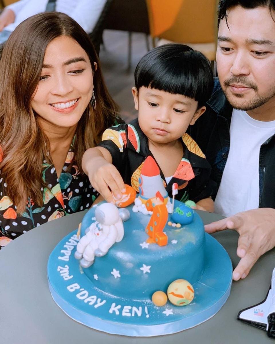 Instagram.com/ayuhastari