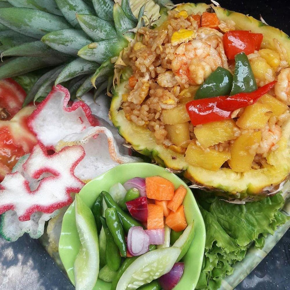 instagram.com/herlina.1975