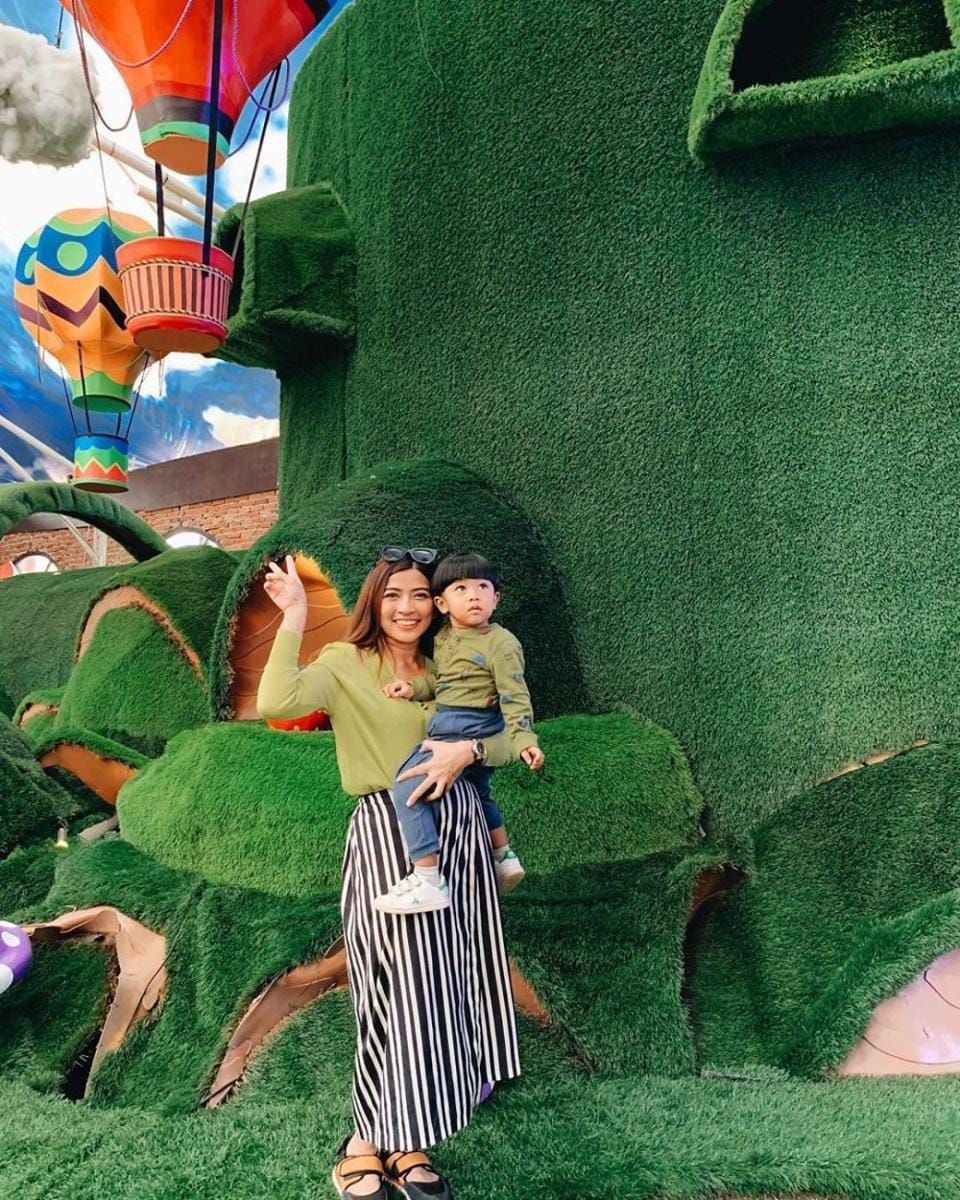 Instagram.com/ayuhastari