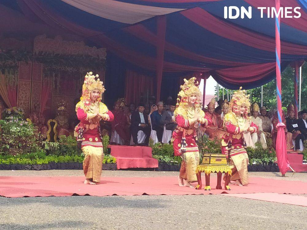 Ilustrasi nikah masal di Palembang, (IDN Times/Feny Maulia Agustin)