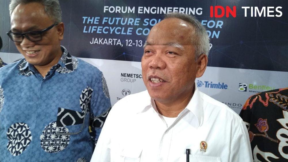 Menteri PUPR Basuki Hadimuljono dan Direktur Jenderal Pembelajaran dan Kemahasiswaan, Kementerian Pendidikan dan Kebudayaan, Ismunandar. IDN Times/Shemi