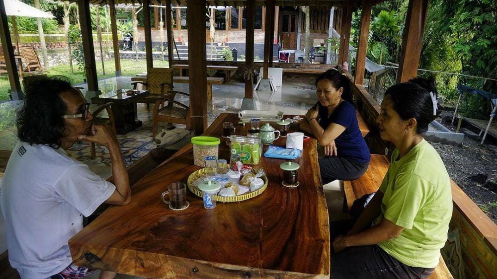 instagram.com/djaduk