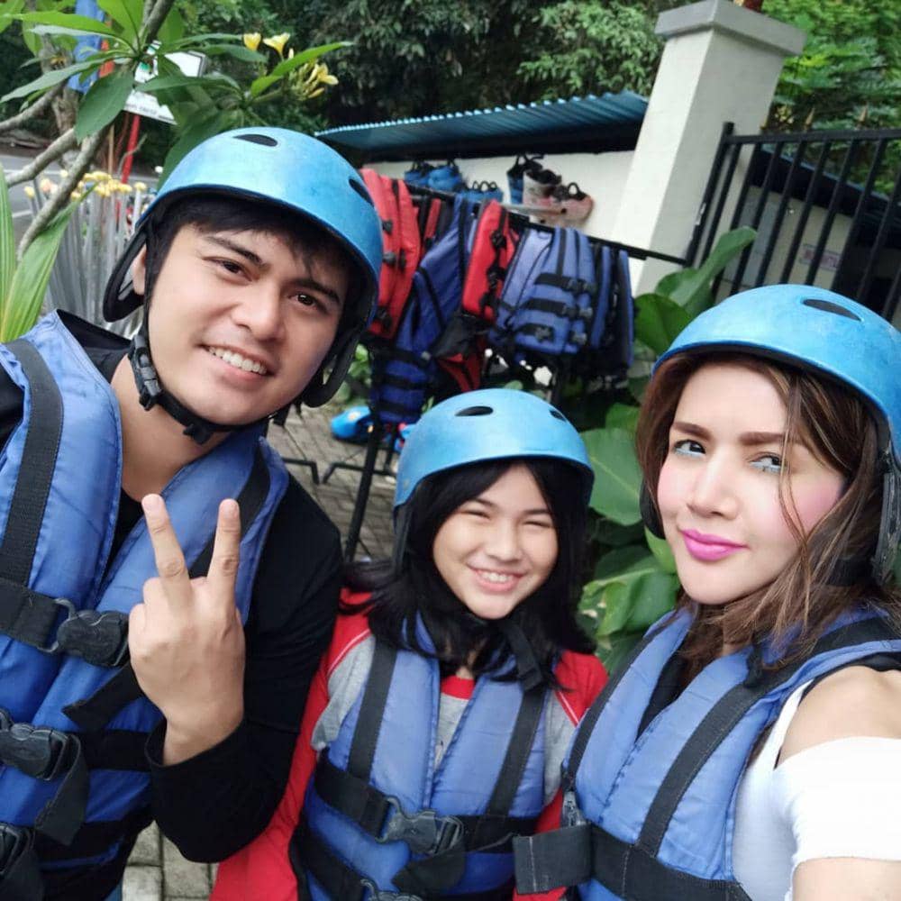 instagram.com/barbiekumalasari