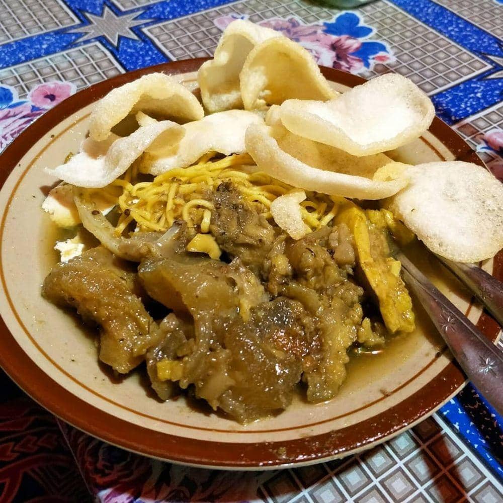 instagram.com/johnnynyoto