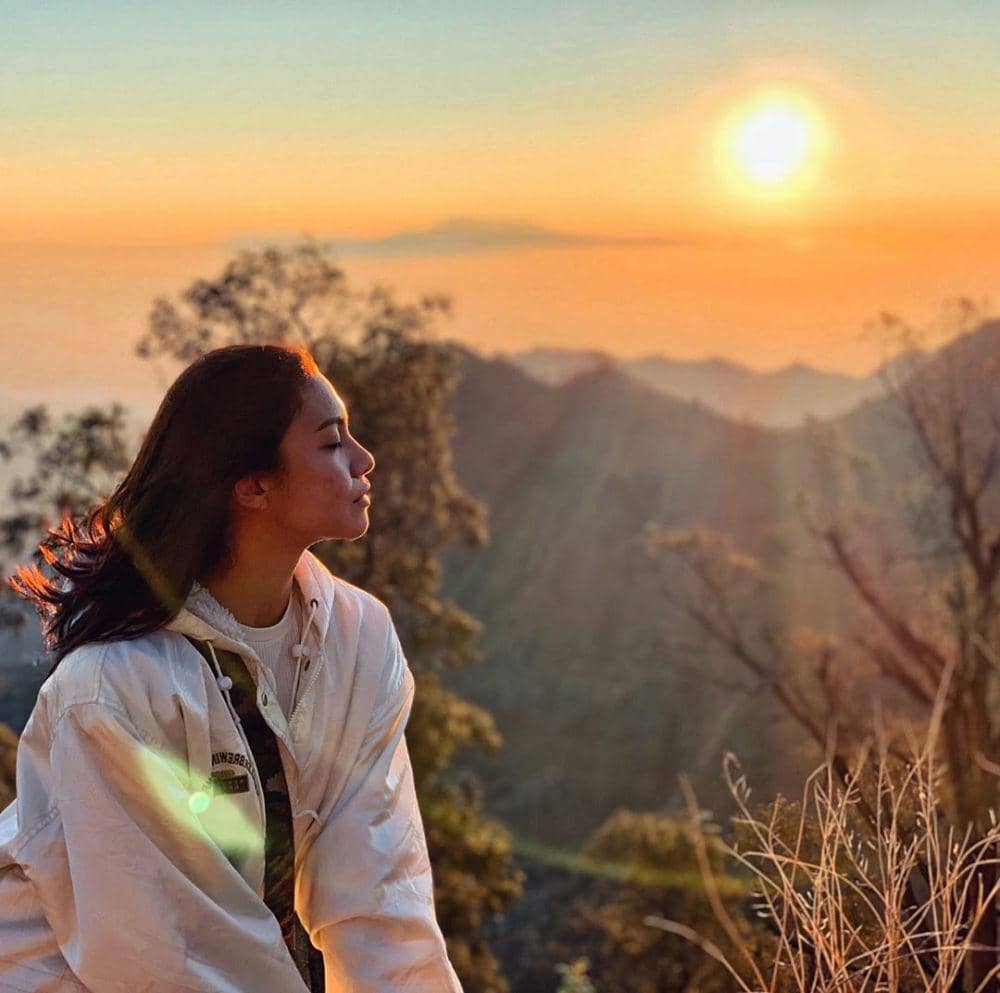 Instagram.com/angelagilsha