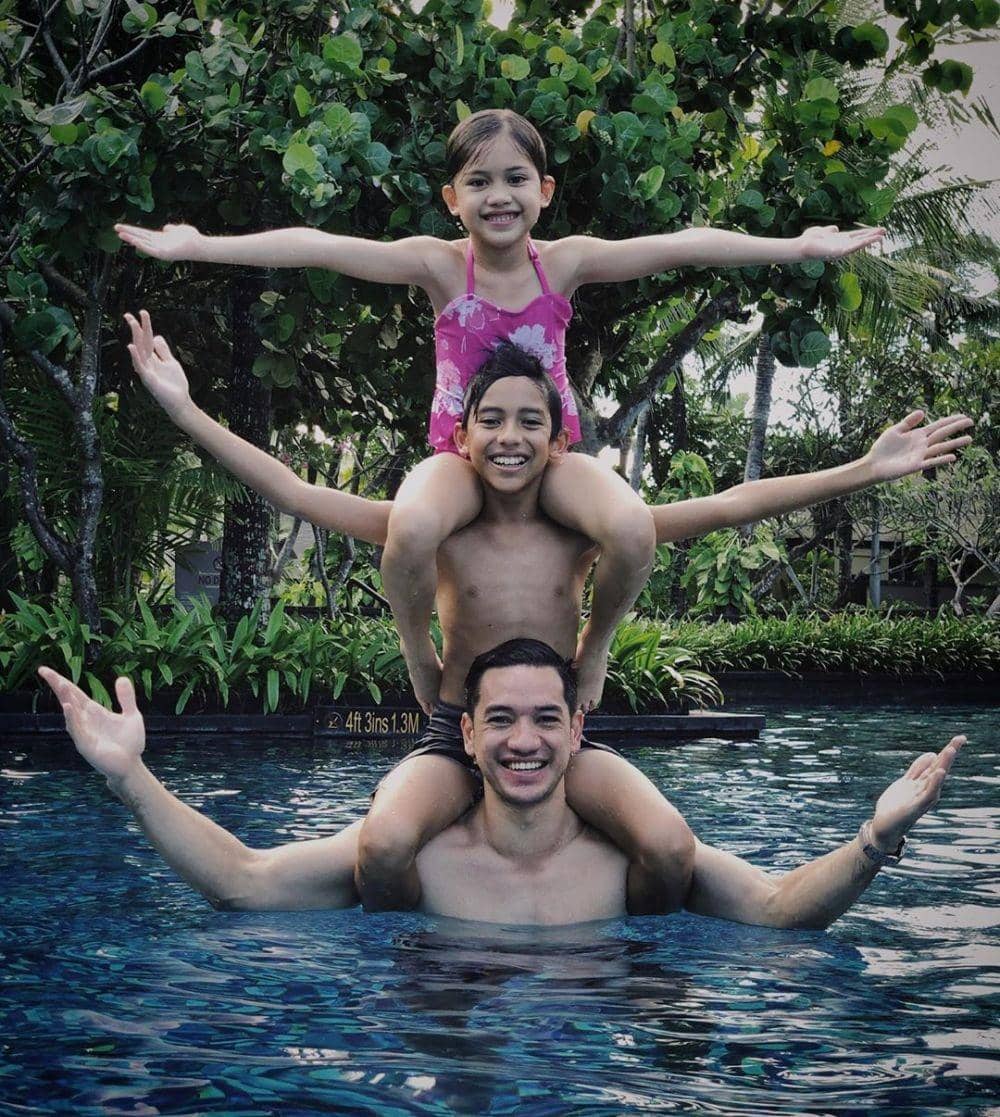 Instagram.com/andrew.white._