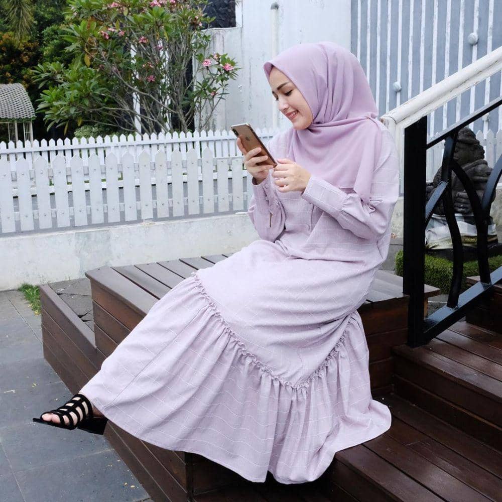 Instagram/adeliapasha