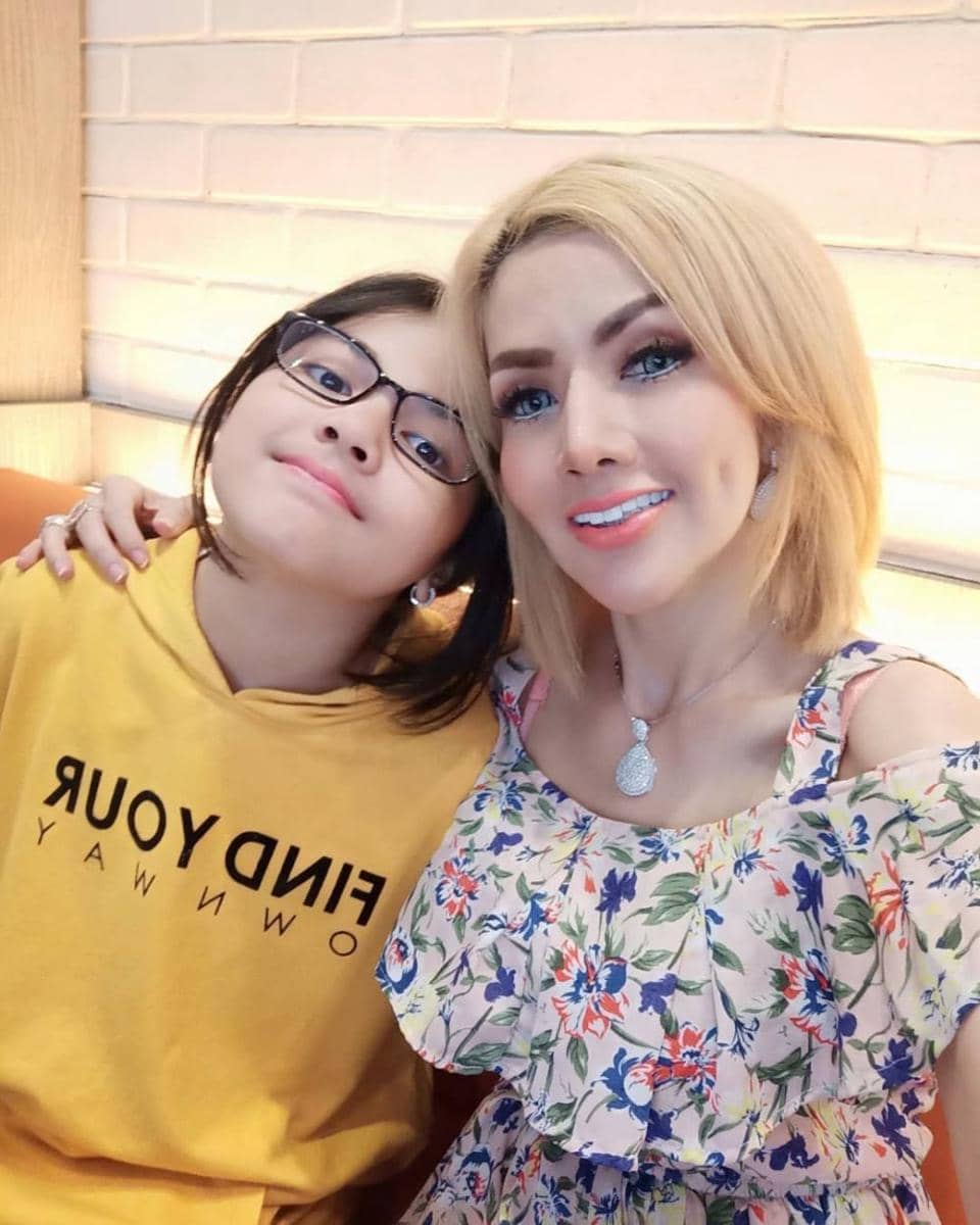 instagram.com/barbiekumalasari