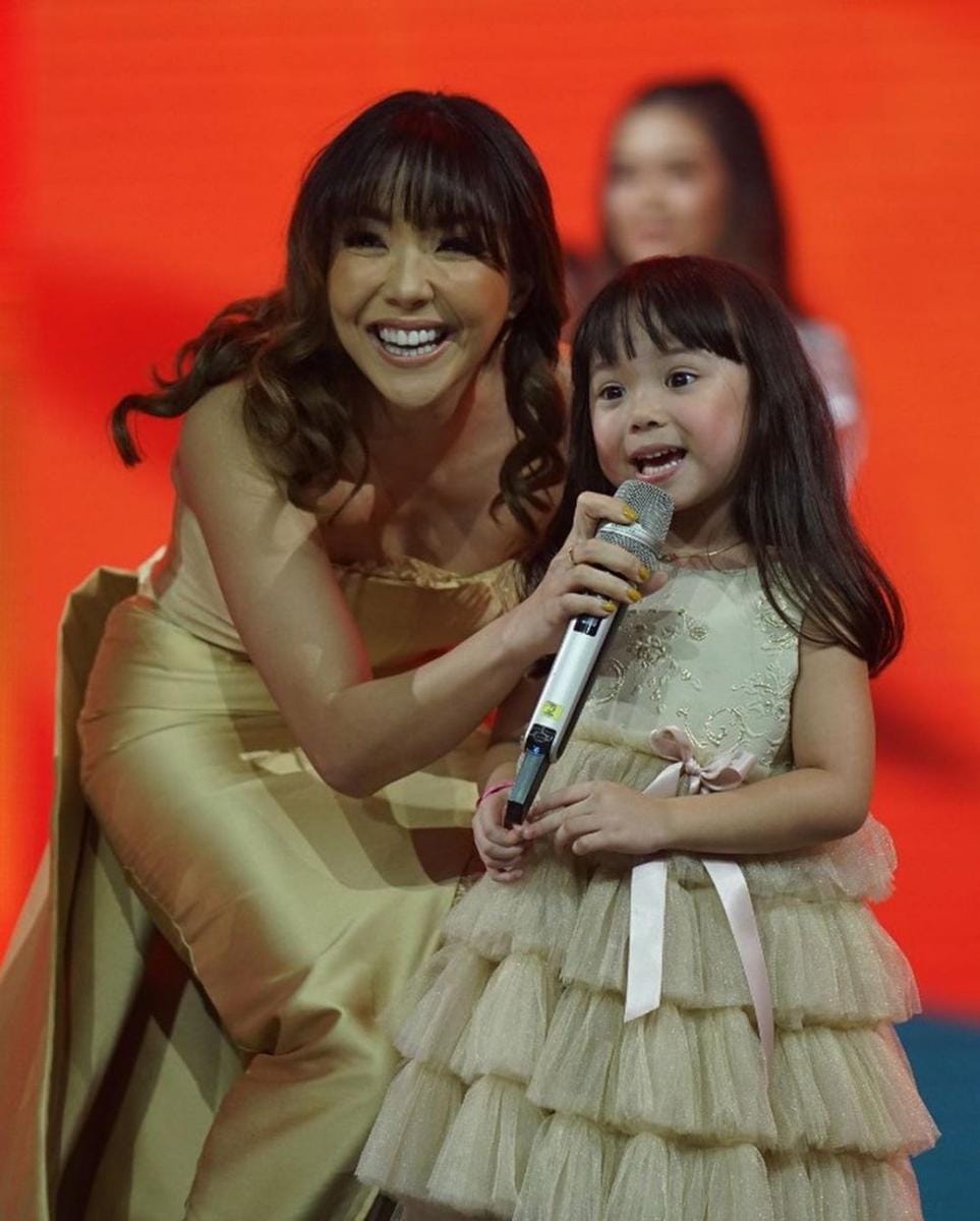 Instagram.com/gisel_la