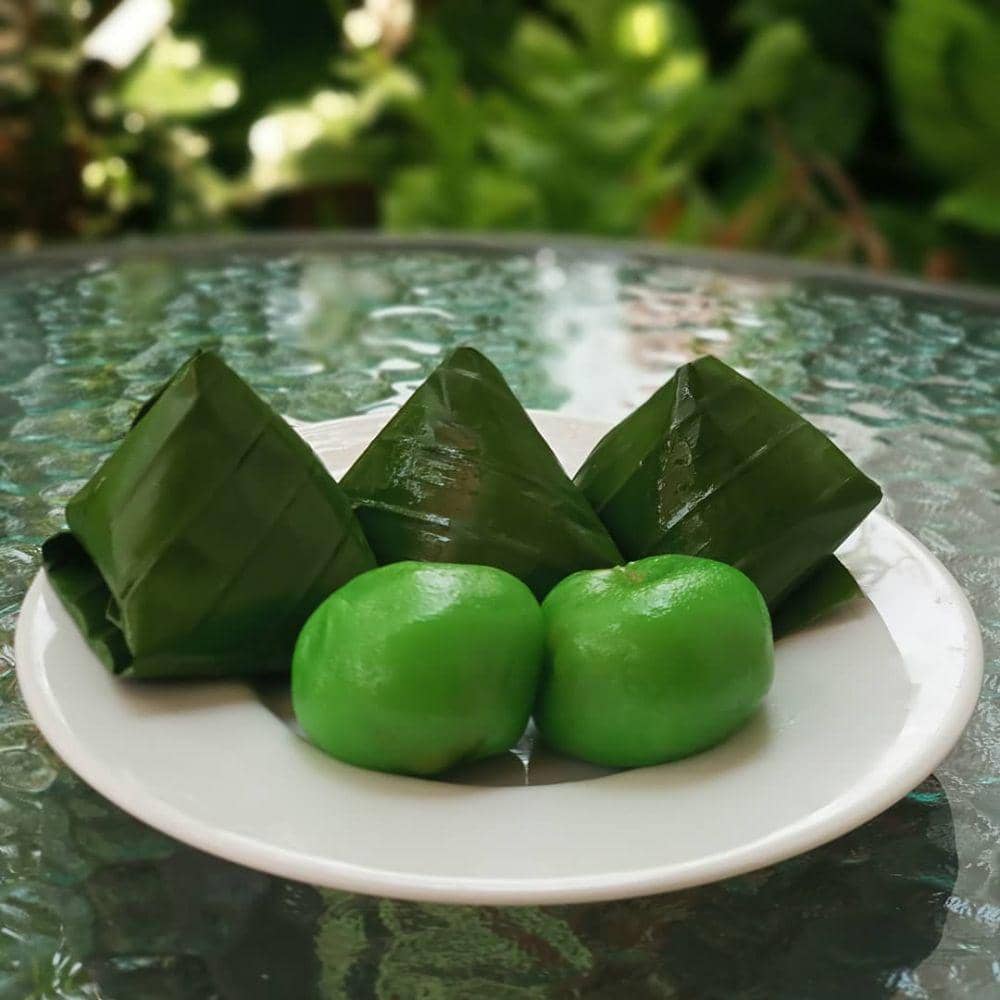 instagram.com/menik24