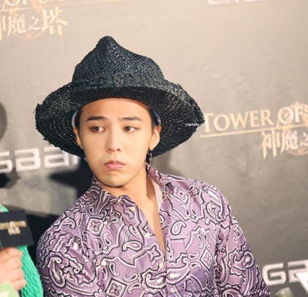 Twitter.com/captaing_818