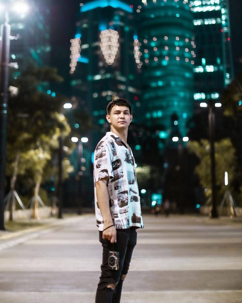 Instagram.com/marcelldarwin