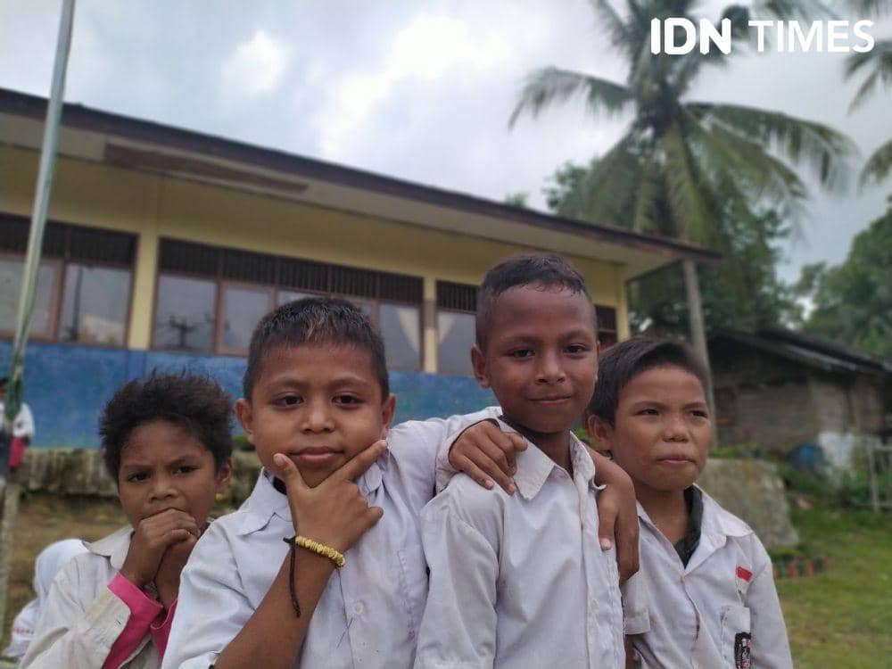 Potret murid-murid SD Filial 004 yang berada pinggiran Samarinda (IDN Times/Yuda Almerio)