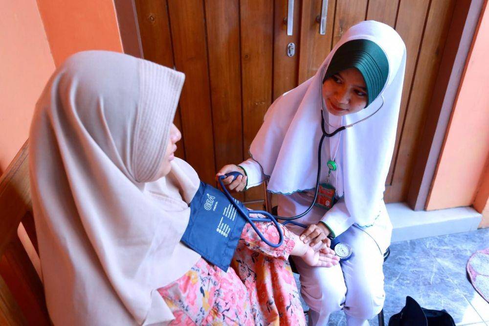 Mahasiswa kesehatan memantau kondisi ibu hamil di Banyuwangi. IDN TImes/Istimewa