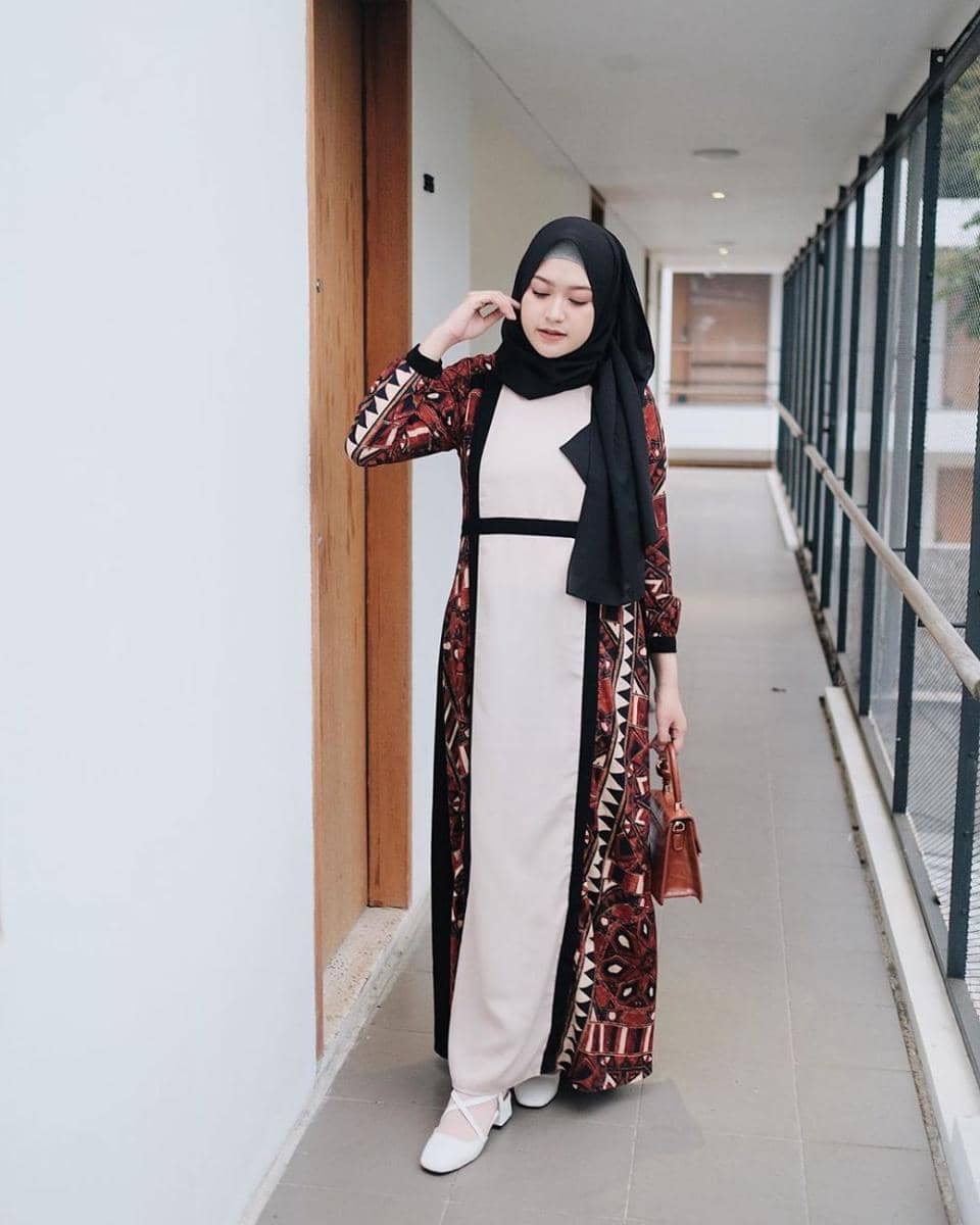 instagram.com/saritiw