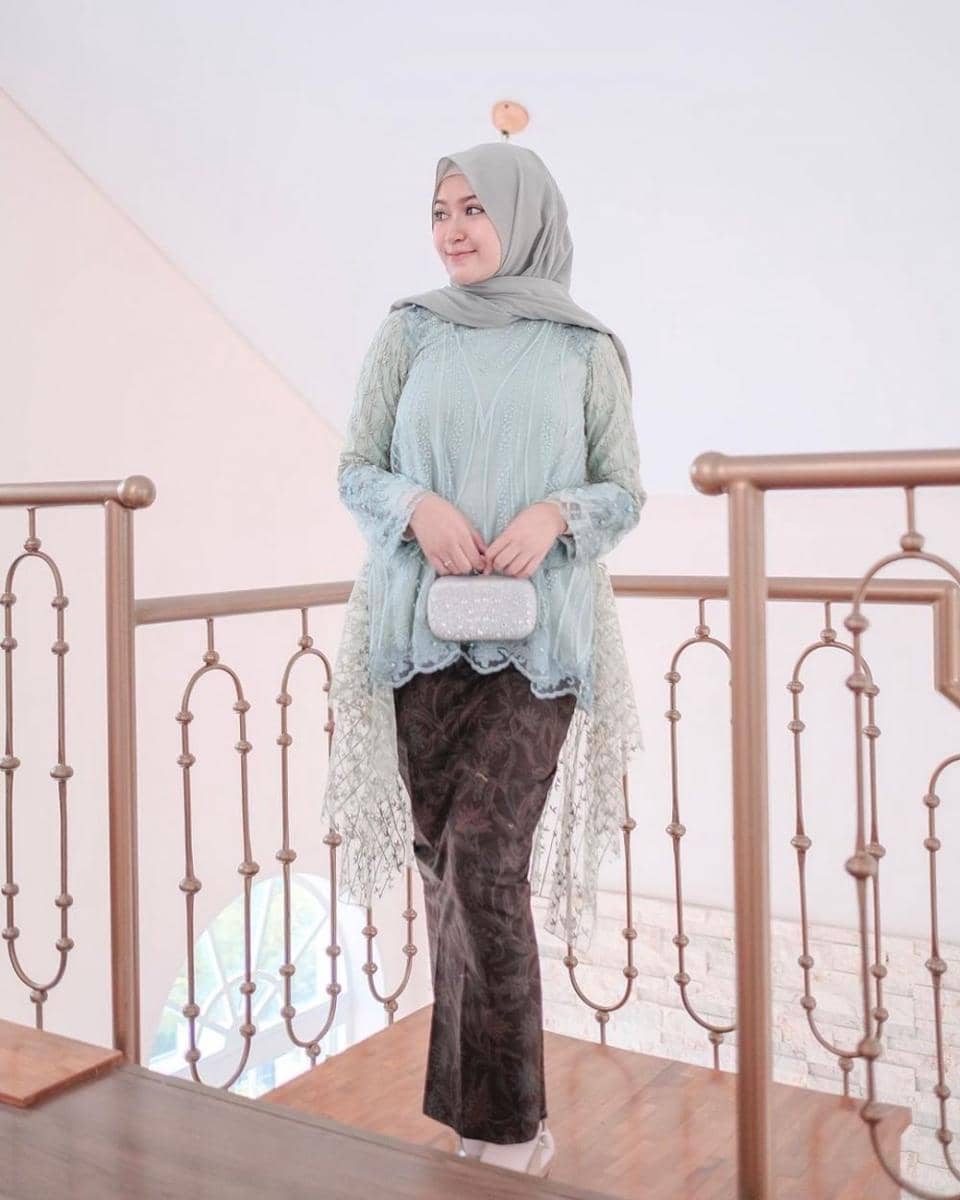 instagram.com/saritiw