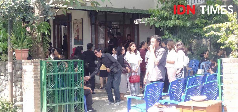 Suasana rumah duka Djaduk Ferianto di Kasihan, Bantul, Rabu 13 November 2019 IDN Times/Daruwaskita