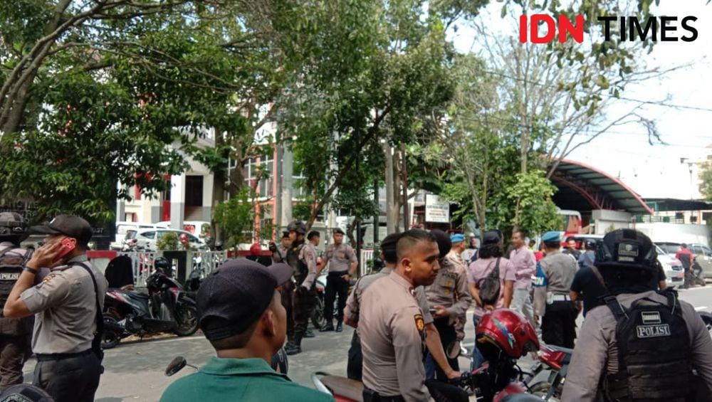 Ledakan Bom di Polrestabes Medan (IDN Times/Yurika Febrianti)