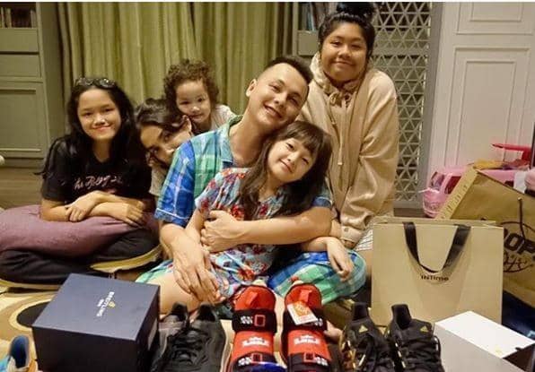 instagram.com/ussypratama/