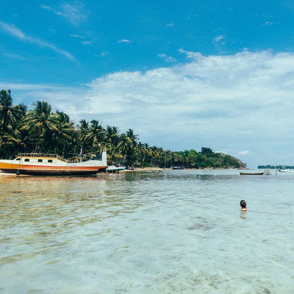 instagram.com/peachananr