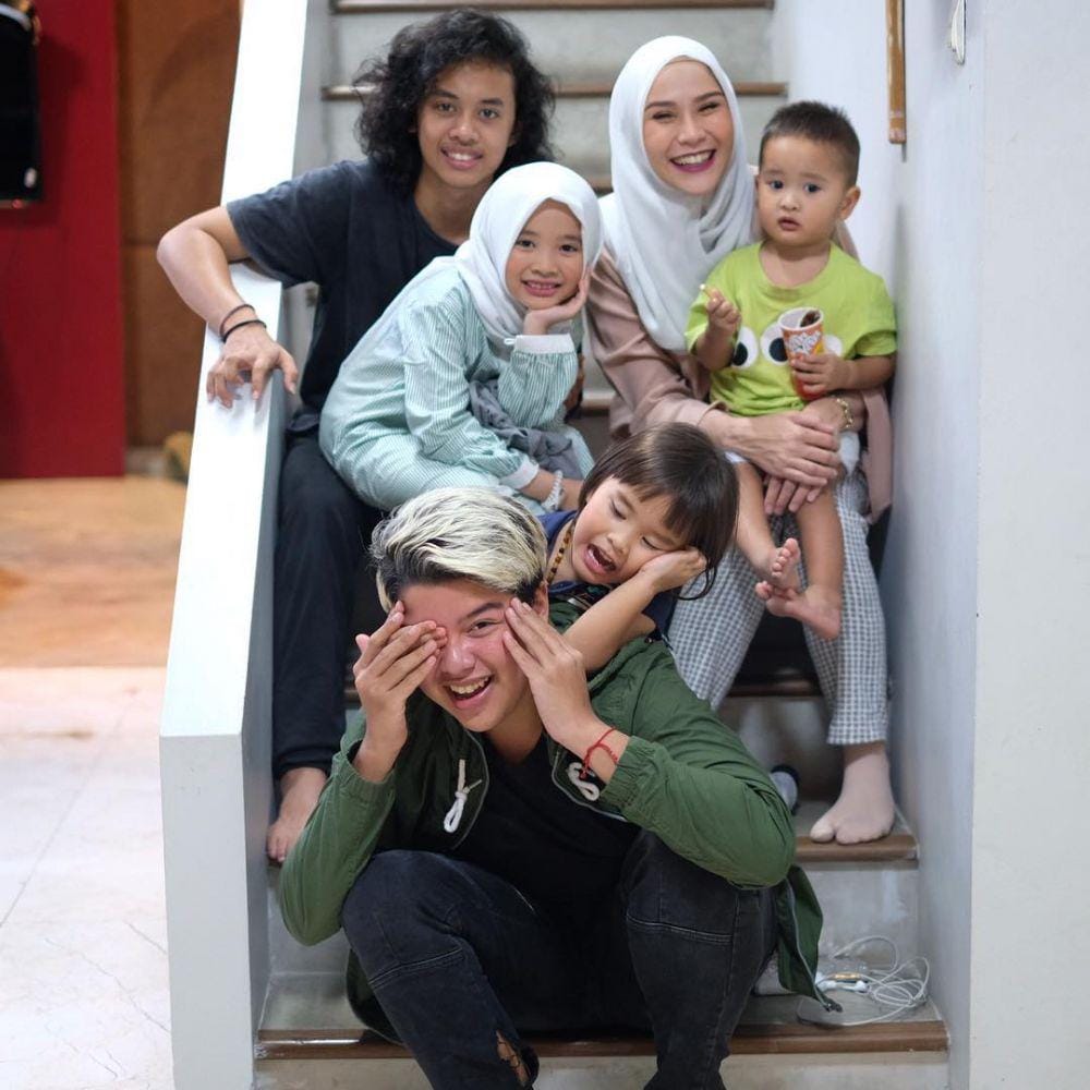 instagram.com/zaskia adya mecca