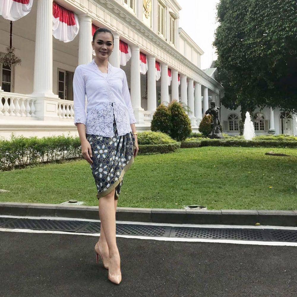 instagram.com/keziawarouw