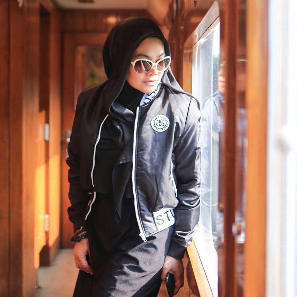 Instagram/queen_saritaabdulmukti