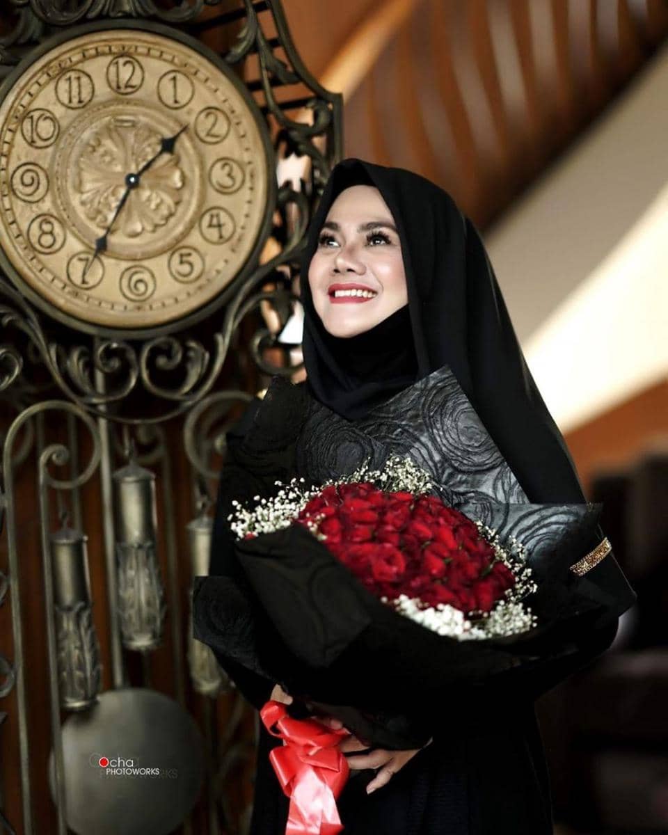 Instagram/queen_saritaabdulmukti