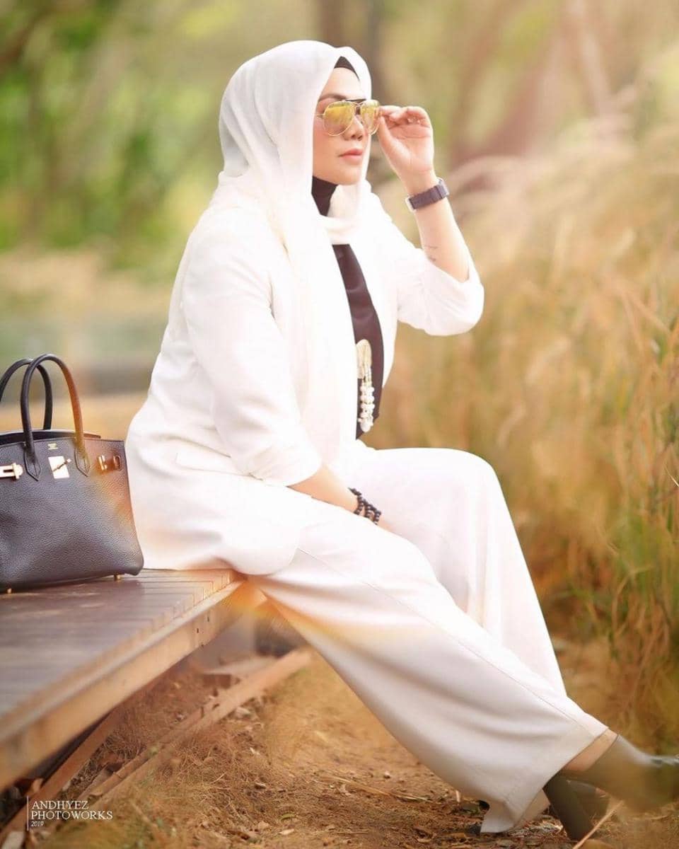 Instagram/queen_saritaabdulmukti