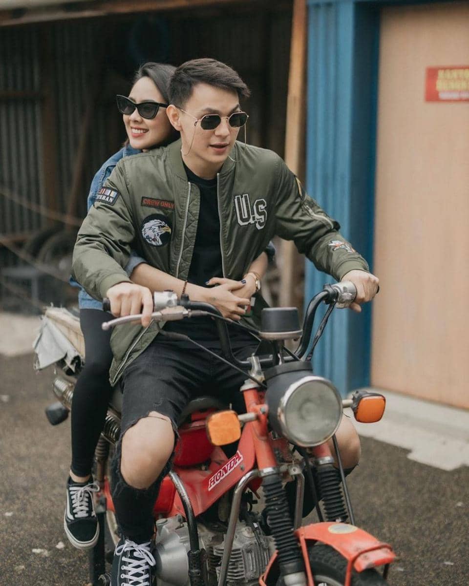 instagram.com/marcelldarwin