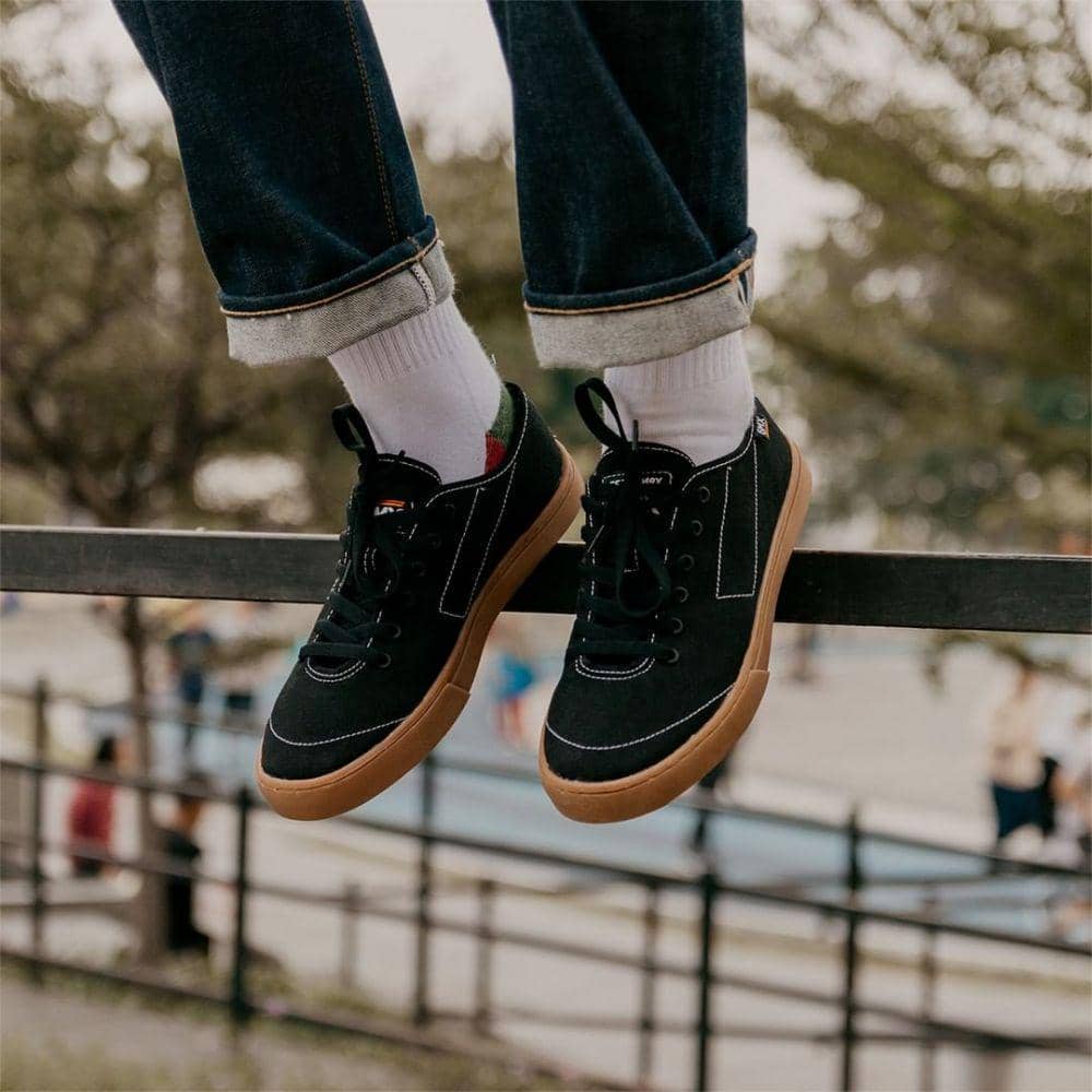 instagram.com/geoff_max