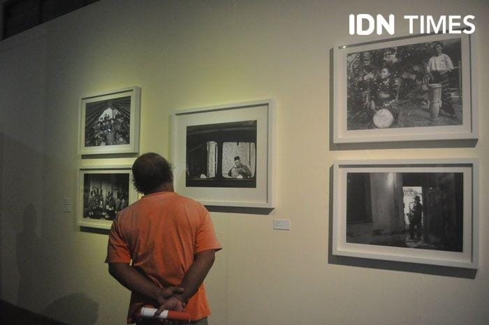 Foto-foto hitam putih karya almarhum Djaduk Ferianto yang dipamerkan dalam Pameran Sirkuit Ahli Waris Etape Satu di Padepokkan Bagong Kussudiardjo, 7 Mei 2018. IDN Times/Pito Agustin Rudiana