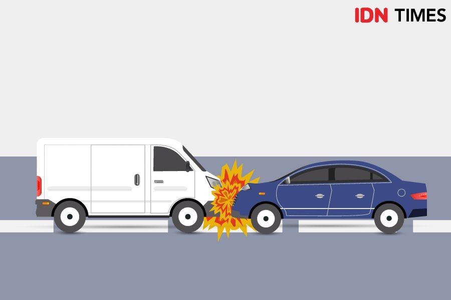 Ilustrasi kecelakaan lalu lintas - IDN Times/Arief Rahmat