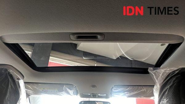Sunroof Kia Picanto GT Line - IDN Times/Rijalu Ahimsa