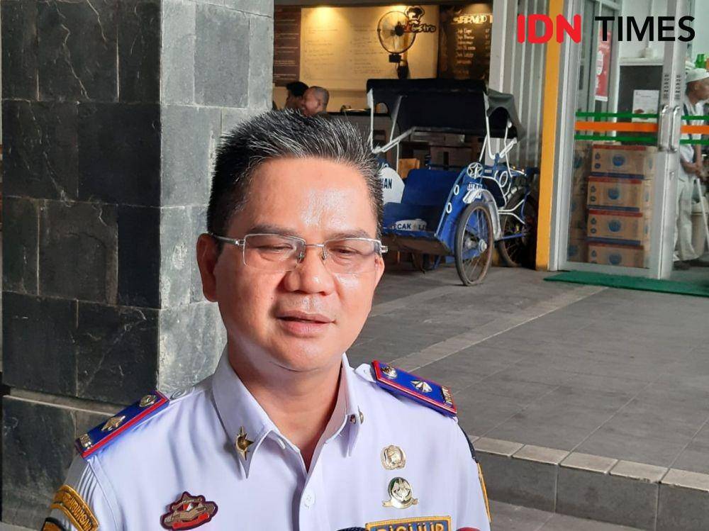 (Kepala Dinas Perhubungan DKI Jakarta Syafrin Liputo di Balai Kota DKI) IDN Times/Gregorius Aryodamar P