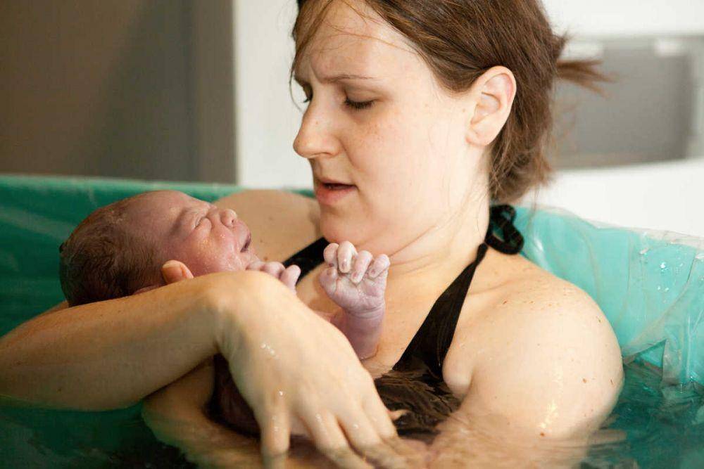 mom.com
