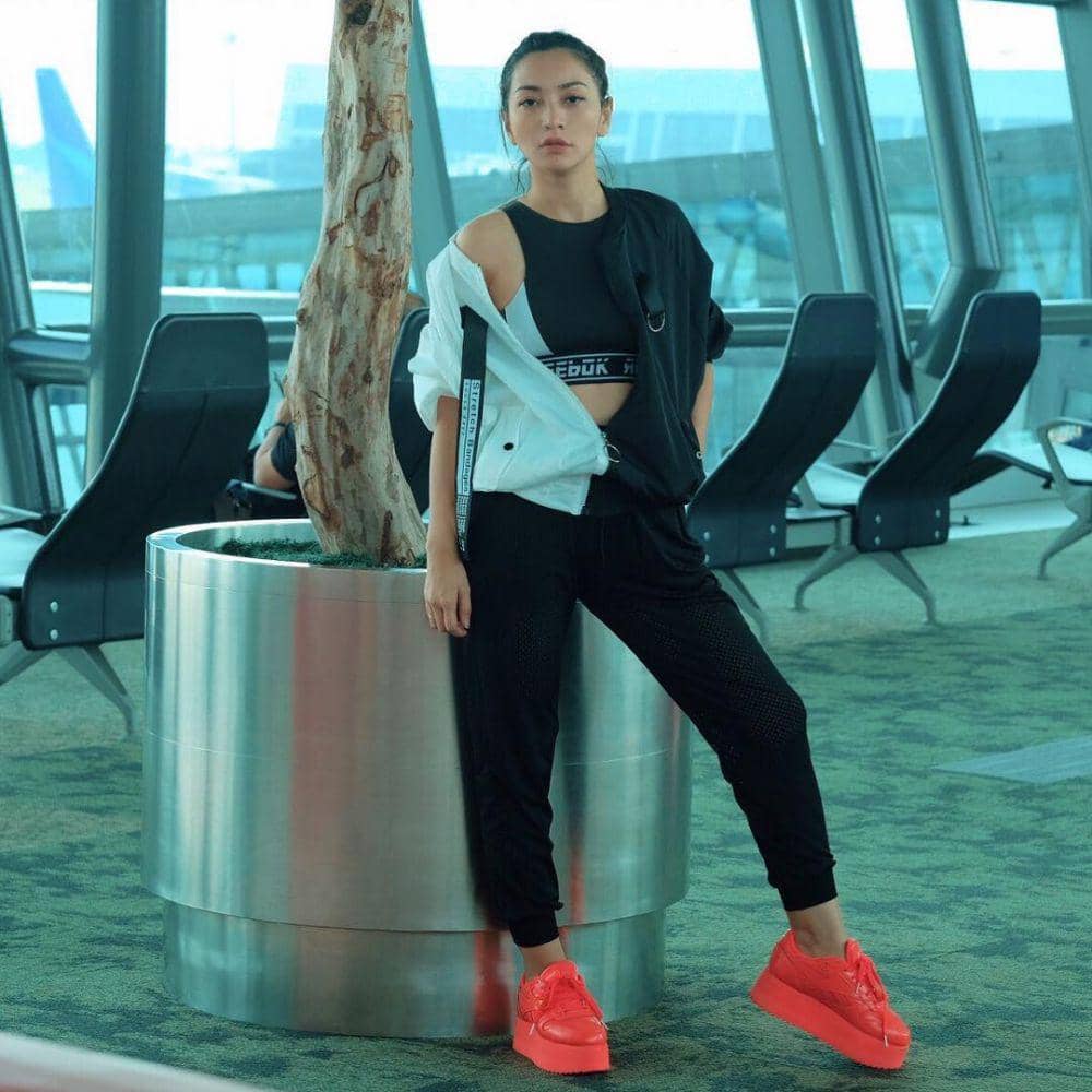 instagram.com/hesti purwadinata