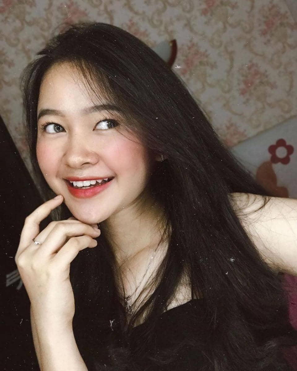 Instagram.com/indahaqila