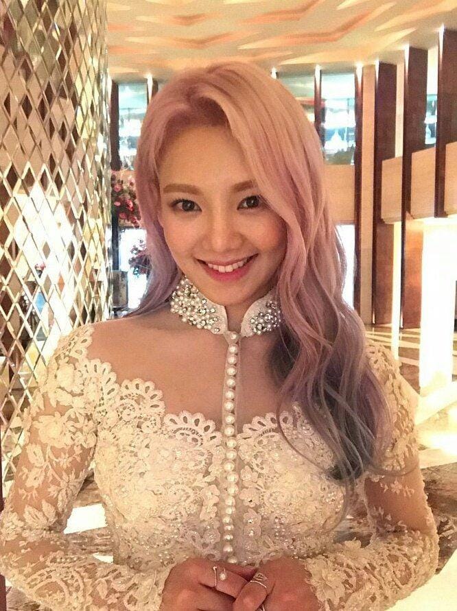 Instagram.com/hyoyeon_x_x