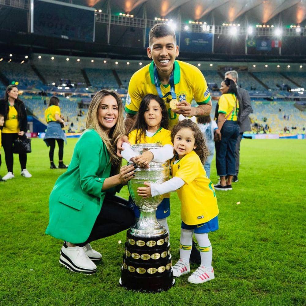 Instagram.com/larissa_peereira