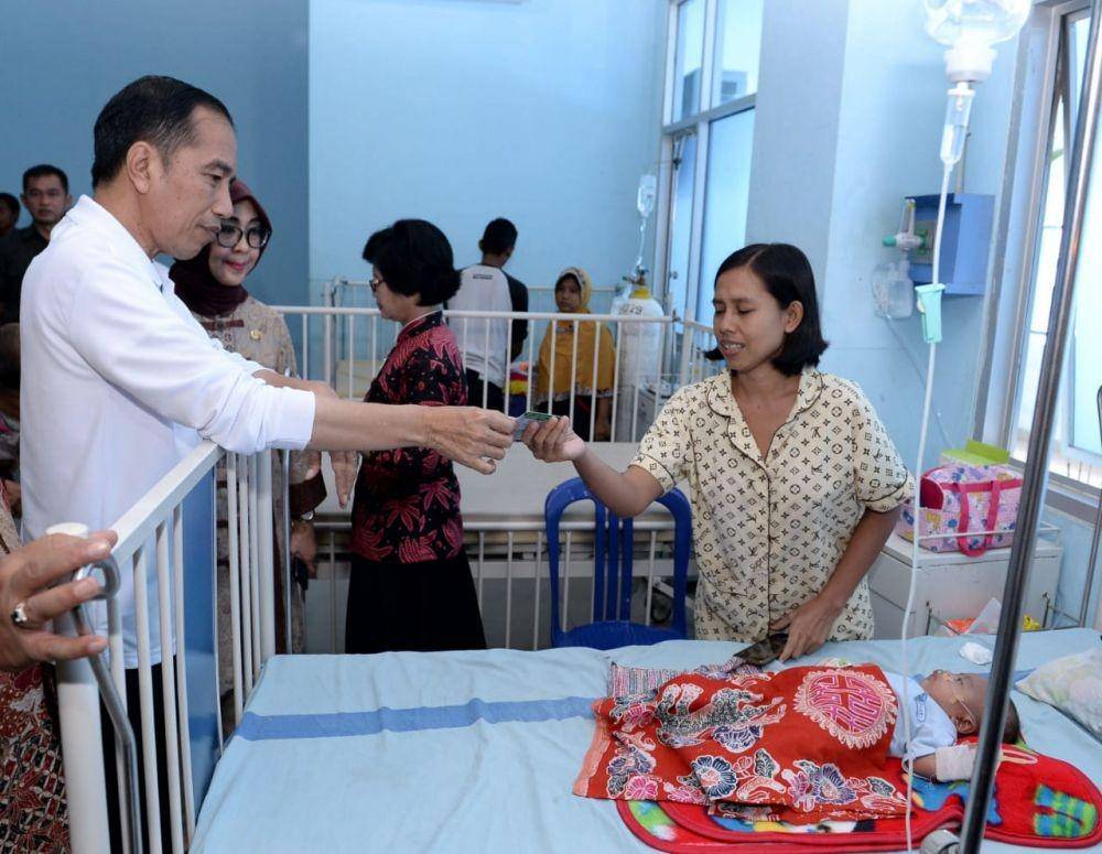 (Presiden Jokowi sidak pelayanan BPJS di RSUD Abdul Moeloek Bandar Lampung, Jumat 15 November 2019) Dok.IDN Times/Biro Pers Kepresidenan