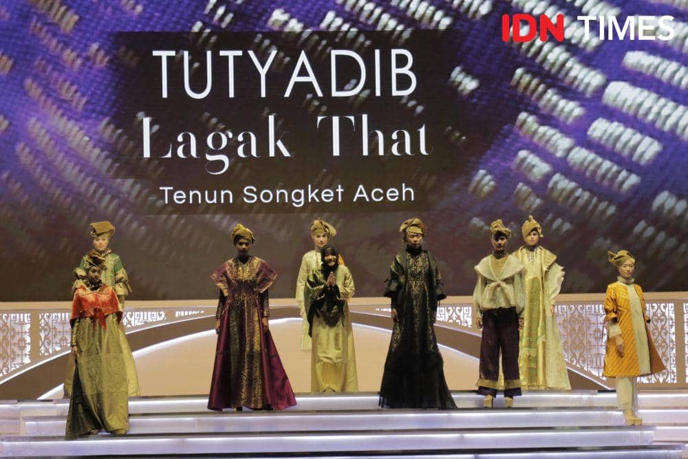 Sustainable & Ethical Fashion Show dalam ISEF 2019. 14 November 2019. IDN Times/Klara Livia