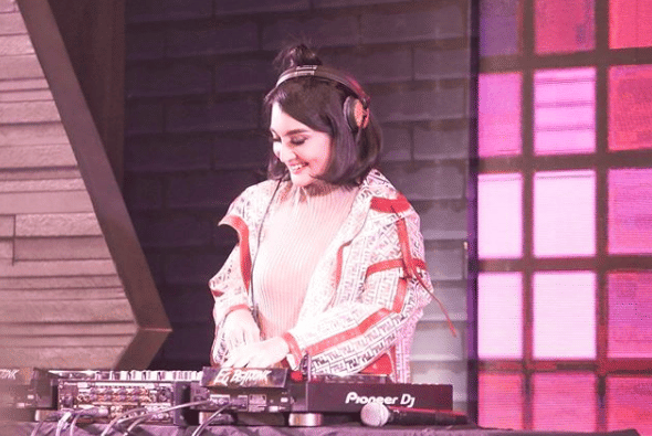 instagram.com/kikiamaliaworld