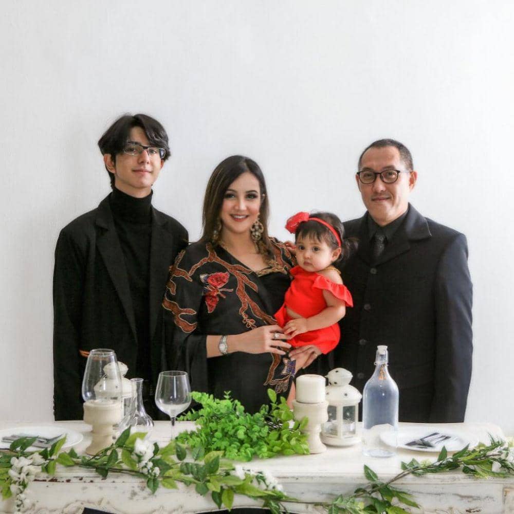 Instagram.com/andisorayabeatrix