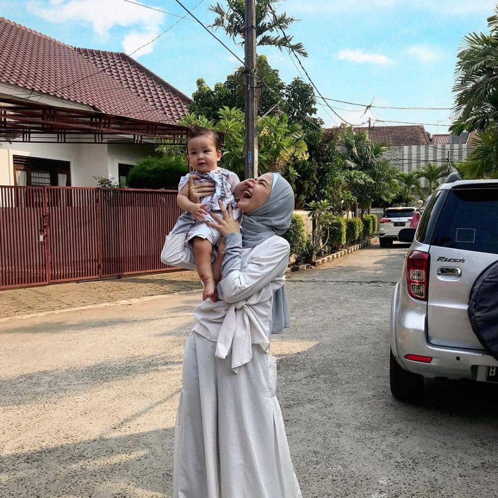 instagram.com/marshanatika