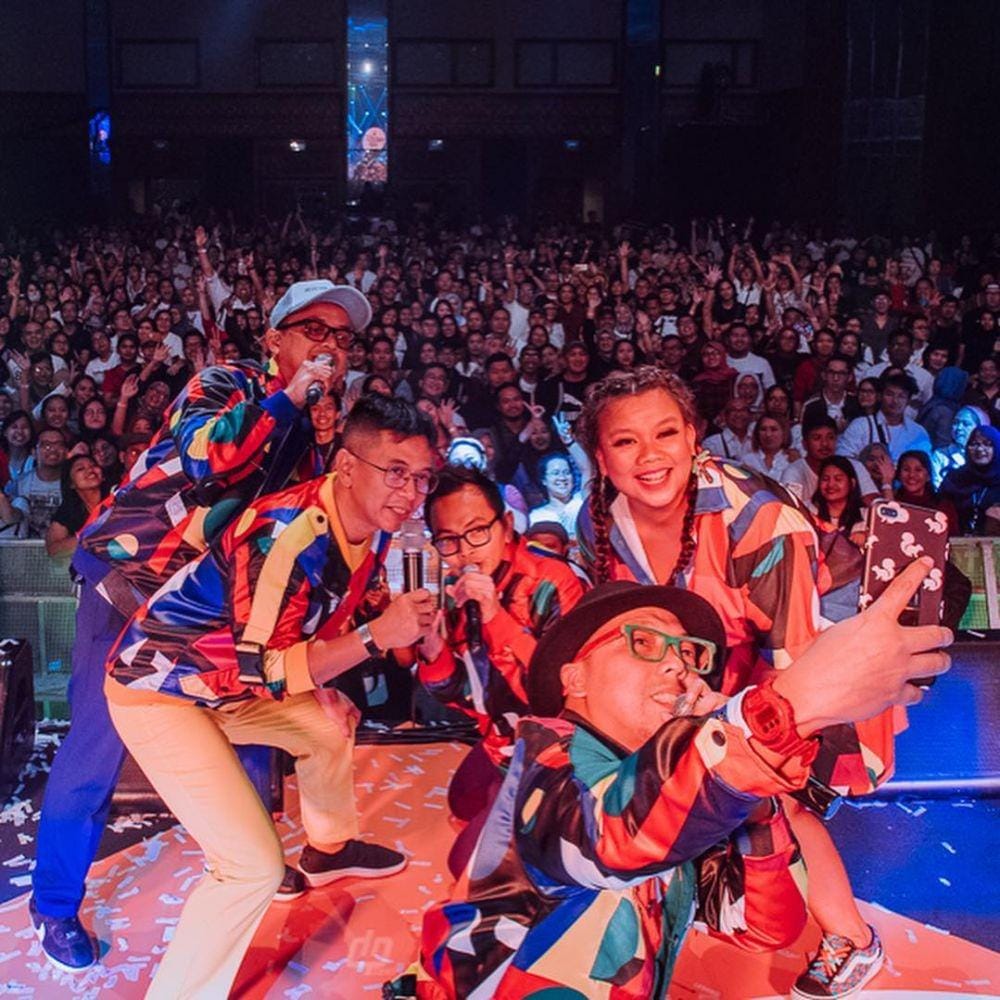 Instagram.com/botikapanggabean/