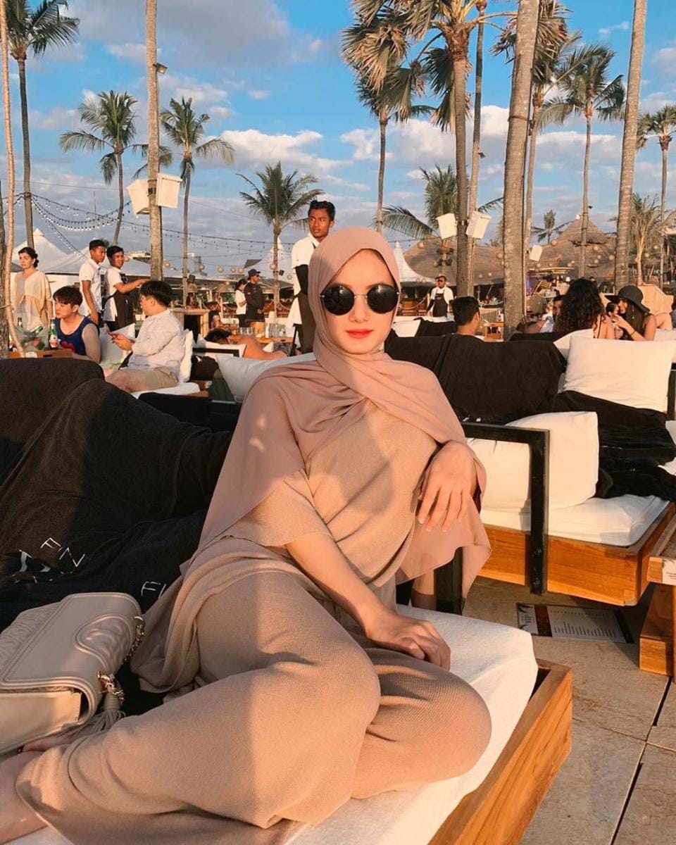 instagram.com/dindahw