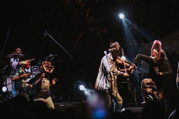 Grup musik Antengkitiran di Ngayogjazz 2018 - Instagram.com/ngayogjazz