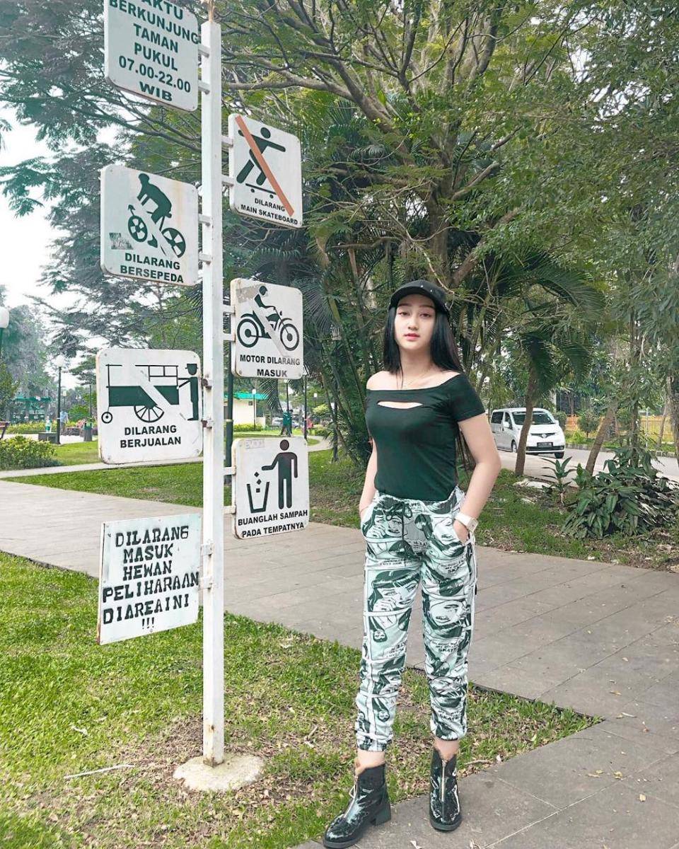 Instagram/sandrinamazayya