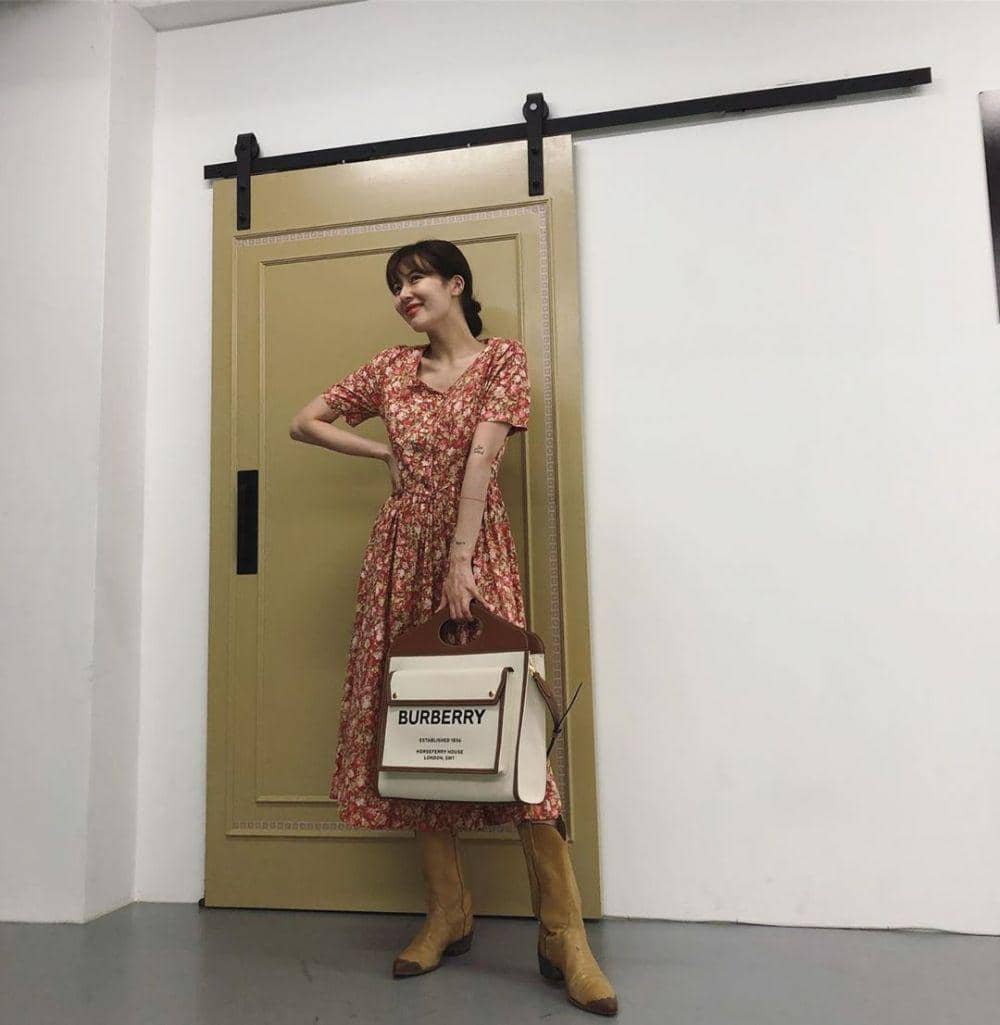 Instagram.com/hyunah_aa